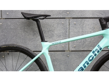 Bianchi Infinito 105 12s Velomann alloy - Celeste glossy/black decals 2026